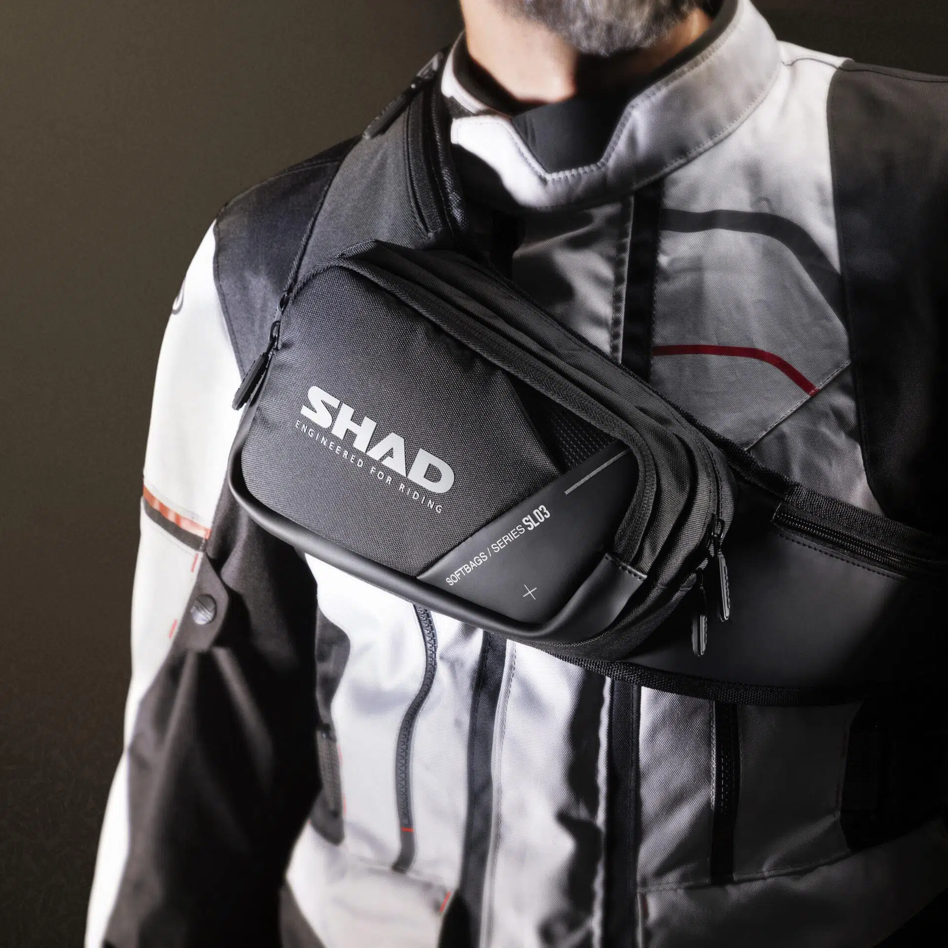SHAD Motosiklet Bel Omuz Çantası 2 Litre X0SL031 SHAD Motosiklet Bel Omuz Çantası 2 Litre X0SL031
